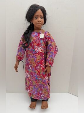 Renate Hockh Naila 27" India Styled Doll doll LE